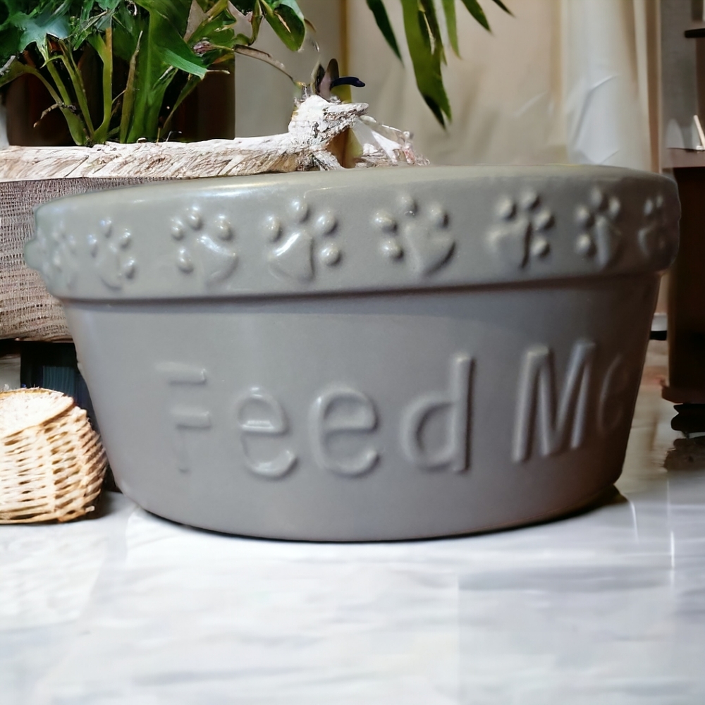 2XHP😀 Vtg 2018 Feed Me Heavy Stoneware Signature Housewares Inc Pet Bowl Paw